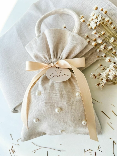 50 Saquinhos de Puxar alça Bonequinha de Luxo Pérolas c/ ATACADO