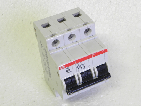 Disjuntor ABB 10A - Tripolar - comprar online