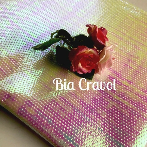 TNT Branco Furta cor - 1 metro x 65 cm - tecido para personalizados