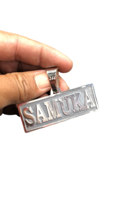 Pingente Placa Personalizada Mod. Mc KAKO | Prata 925 - Realeza 925