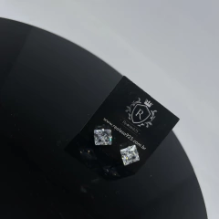 Brinco Zirconia Quadrada - 10mm na internet