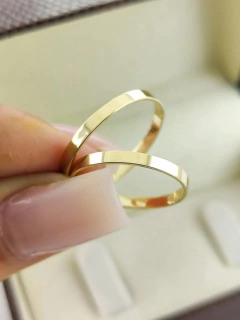 ALIANÇA 2MM (RETA) | OURO 18K