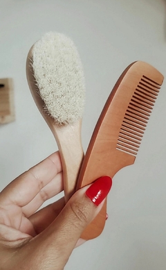 Kit Escova e Pente - comprar online