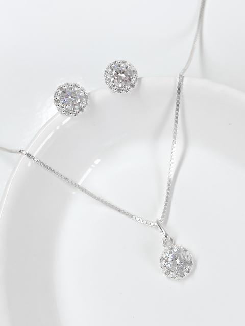 Conjunto Brinco e Colar ponto de luz 8mm em Prata 925 legítima Zircônia redonda cravejada com Zircônias ao redor - comprar online