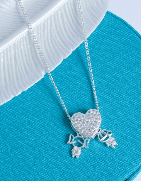 Colar prata 925 com pingente de filhos casal menino e menina coração cravejado - comprar online
