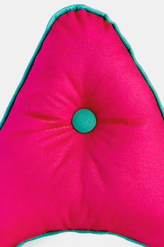 ALMOFADA BOOMERANG EM VELUDO OFICIAL BBB 25 ROSA PINK - Signora | Estilo & Decor