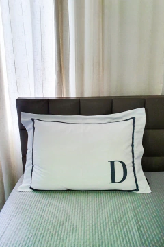 JOGO DE FRONHAS PERSONALIZADA COM INICIAIS - 2 PEÇAS - loja online