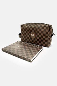 KIT NECESSAIRE MASCULINA E CADERNO A5 PERSONALIZADOS ESTAMPA QUADRICULADO na internet