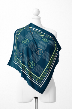 LENÇO FEMININO TECIDO TOQUE DE SEDA ESTAMPA CLASSICA