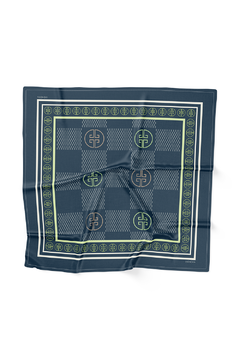 LENÇO FEMININO TECIDO TOQUE DE SEDA ESTAMPA CLASSICA - comprar online