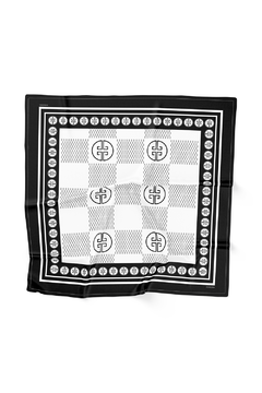 Imagem do LENÇO FEMININO TECIDO TOQUE DE SEDA ESTAMPA CLASSICA