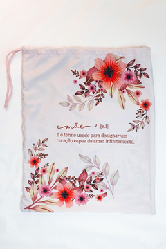 ROUPÃO FEMININO EM TECIDO SOFT QUENTINHO COM SAQUINHO DE TECIDO PERSONALIZADO DIA DAS MÃES - Signora | Estilo & Decor