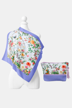 KIT LENÇO 65X65 COM NECESSAIRE P - ESTAMPA LAVANDA EM TONS LILAS