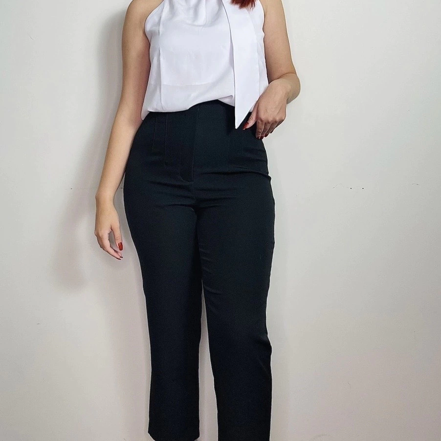 CALÇA ALFAIATARIA INSPIRAÇÃO ZARA - CORTE RETO - PRETA