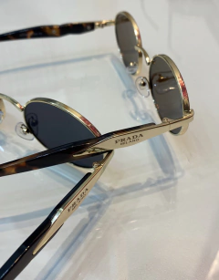 PRADA en internet