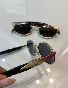 PRADA - comprar online