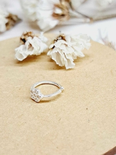 Aro Cuff Solitario Mini Flor - comprar online
