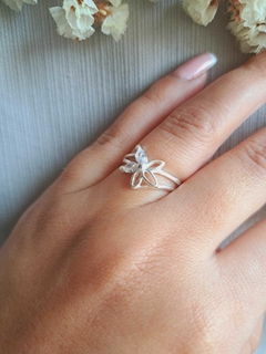 Anillo cubic Flower - comprar online