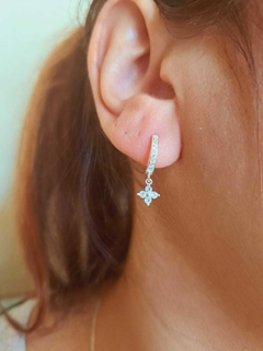 Argollas Flor micropave