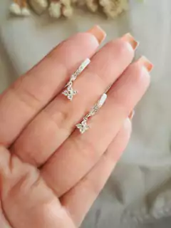 Argollas Flor micropave - comprar online