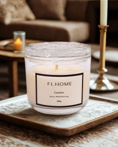 Vela Aromática Garden - 300g - Vidro Incolor Com Tampa - comprar online
