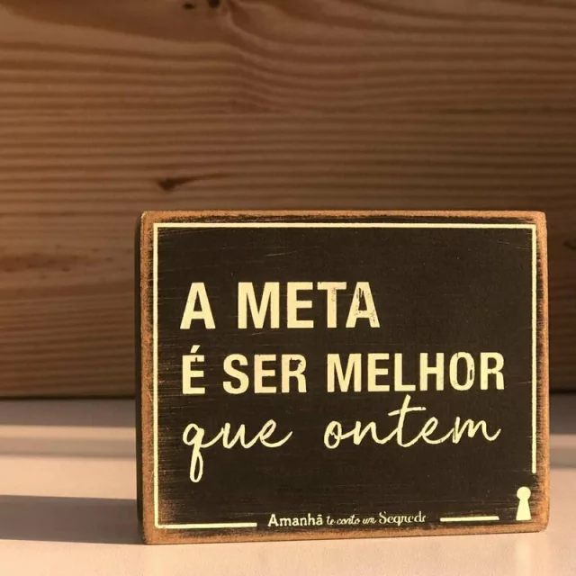 Box A Meta 8x10