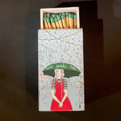 Caixa fosforo Amelie Guarda Chuva
