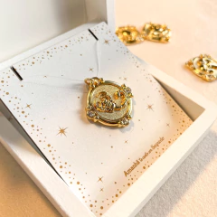 Caixinha Pingente Escorpiao Signos Colorido - comprar online