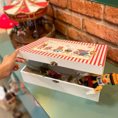 Caixa de Memórias - Infantil Meu mundo encantado - comprar online