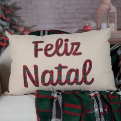 Capa de Almofada Retangular Bordada Feliz Natal com Aplicação - comprar online
