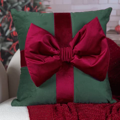 Capa de Almofada Natalina Bordada em Veludo Com Laço Bordo - comprar online
