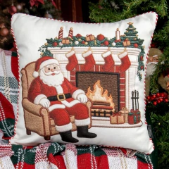Capa de Almofada Papai Noel na Lareira Veludo com Cordão