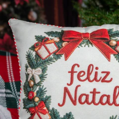 Capa de Almofada Guirlanda Feliz Natal Veludo com Cordão na internet