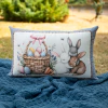 Capa de Almofada Retangular Coelhinhos em Veludo Azul - comprar online