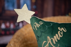 Capa de Almofada com Bordado de Desejos de Natal e Aplicação na internet