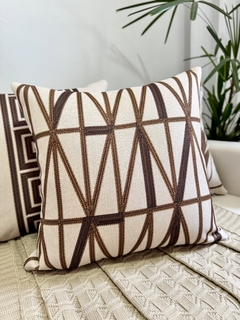 kit 4 Capas de Almofadas Linho Broderie Folhagens Marrom - Le Fran Home Decor 