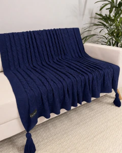 Manta em Tricot Siena Azul Marinho com Tassel 1.70x1.30