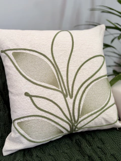 Capa de Almofada Bordada Folhagem Verde e Off White Concept Luxo - loja online