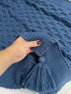 Manta em Tricot Bossa Azul Profundo 1.80x0.90 na internet