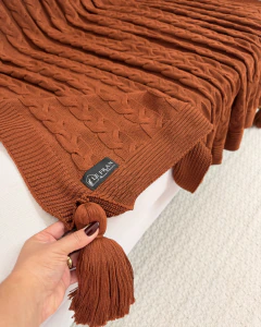 Manta em Tricot Siena Terracota com Tassel 1.70x1.30 - comprar online