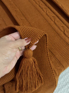 Manta em Tricot Tresse com Tassel Terracota 1.80x0.90 - Le Fran Home Decor 