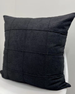 Capa Almofada Boucle Drapeada Grid Preta Grande na internet