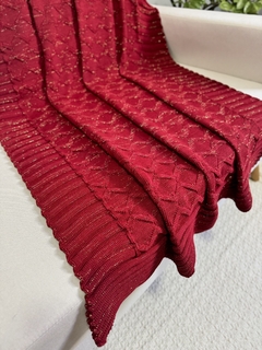 Manta em Tricot Vermelha com Fios Dourados Natalina 1.80x0.90 - comprar online