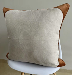 Capa Almofada Grande Linho com Detalhes Veludo com Cordão Terracota - comprar online
