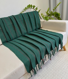 Manta Decorativa de Algodão Verde com listras em chenille Vermelha