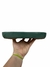 Vaso Bonsai Literato na cor verde, com formato oval e furos para drenagem.