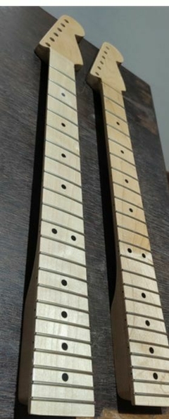 Imagem do Guitarra Elétrica Stratocaster Custom Shop Black Aged Relic Replica Chinesa