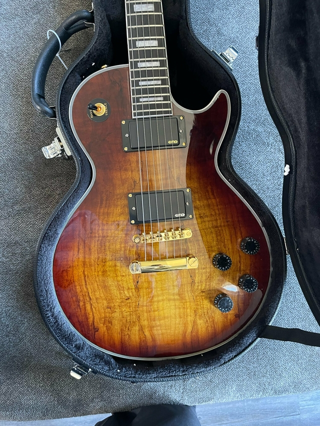 Guitarra Elétrica Les Paul Custom Spalted Maple Sunburst Replica Chinesa