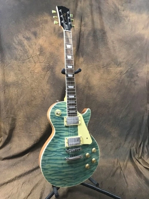 Guitarra Elétrica Les Paul Standard Aqua Quilted Top Limited Edition