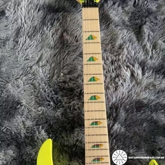 Guitarra Ibanez Jem 777 Dy Desert Sun Yellow Steve Vai Replica Chinesa na internet